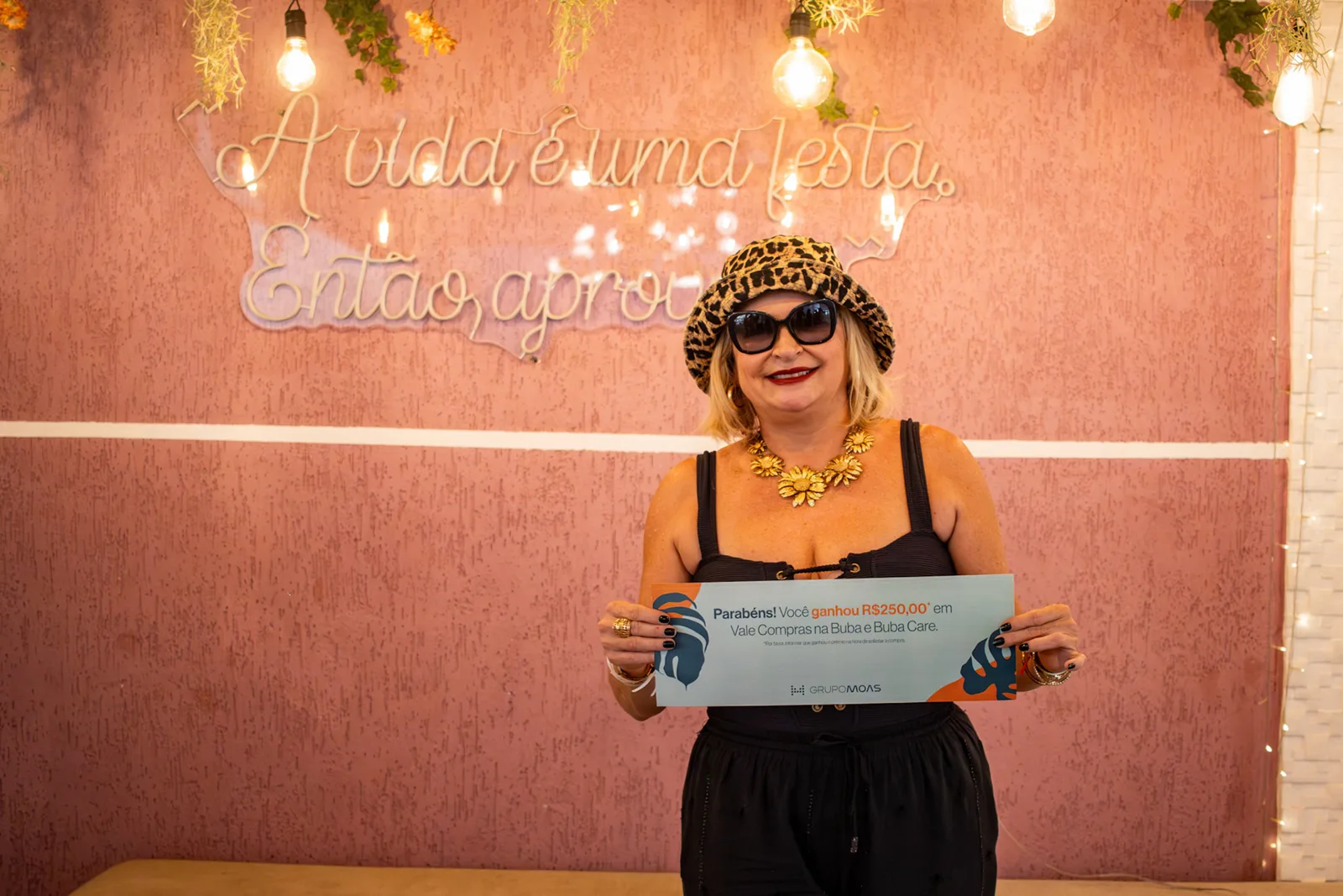 Confraternização · MOAS — fotografia 90