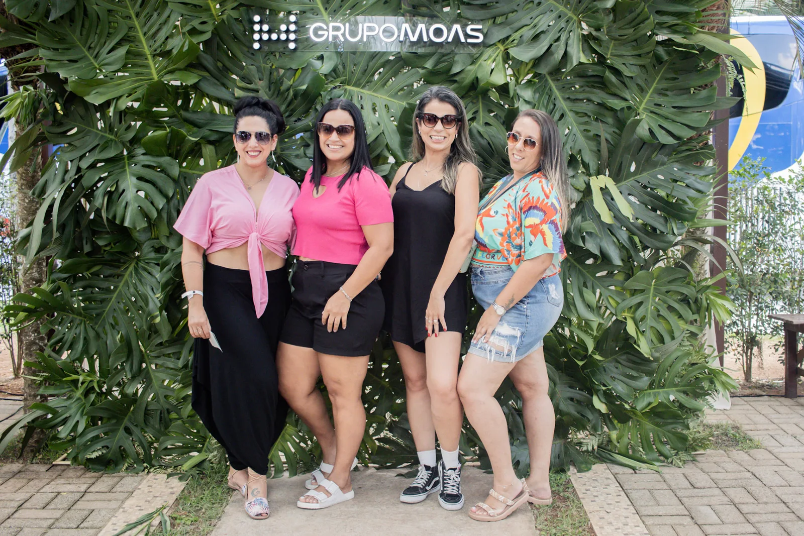 Confraternização · MOAS — fotografia 160