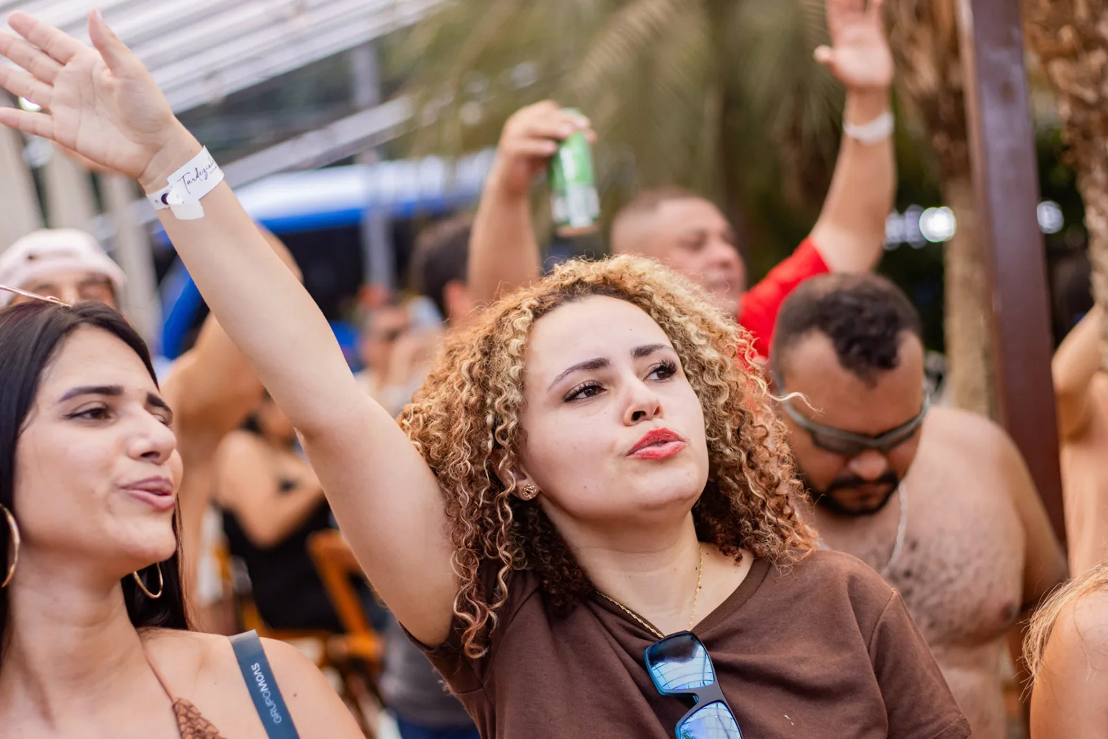 Confraternização · MOAS — fotografia 320
