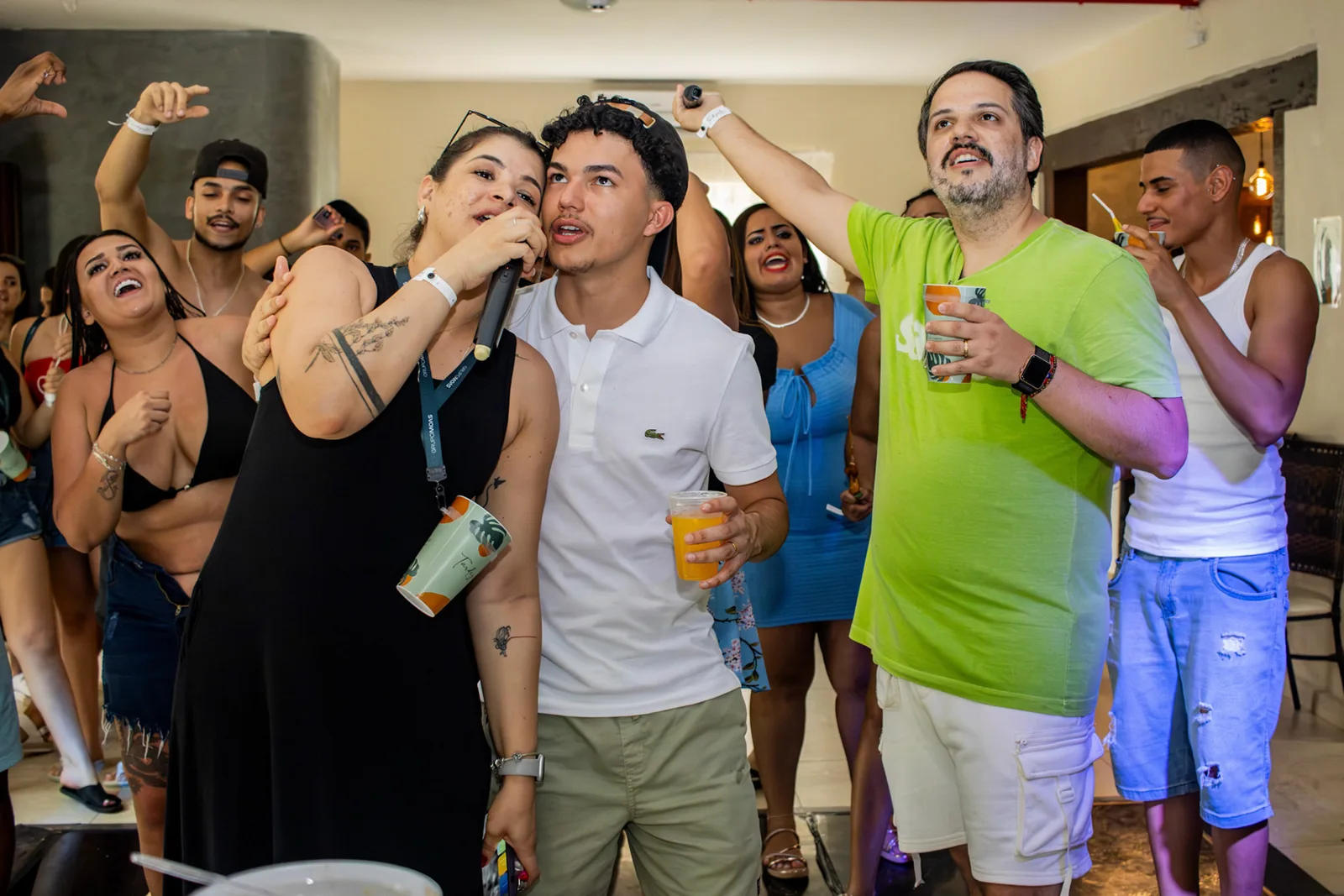 Confraternização · MOAS — fotografia 355