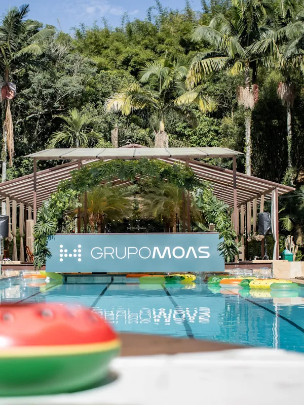 Confraternização · MOAS — fotografia de Thiago Takiyama